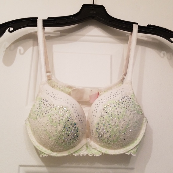 Victoria's Secret Dream Angels Bra - Picture 1 of 4